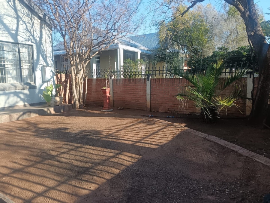 3 Bedroom Property for Sale in Beaconsfield Northern Cape